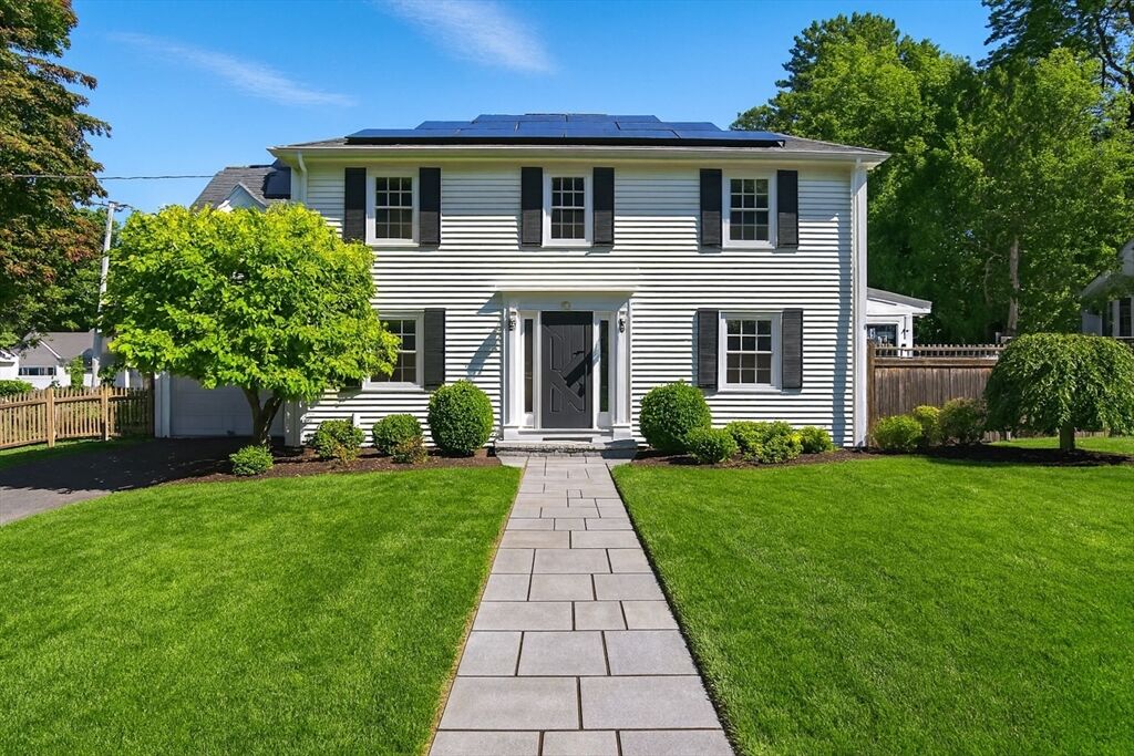 Property Photo:  6 Chatham Road  MA 02461 