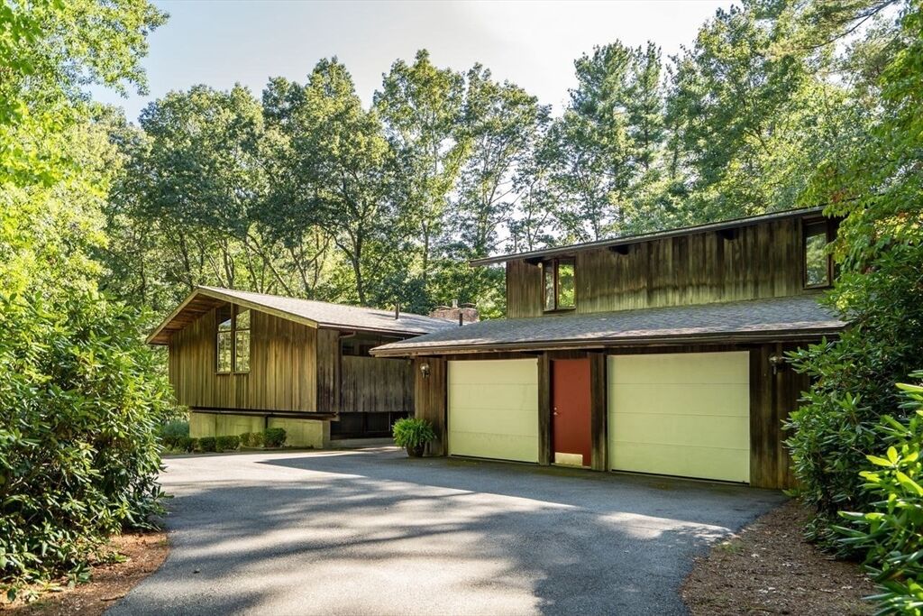 Property Photo: 317 Springs Rd MA 01730
