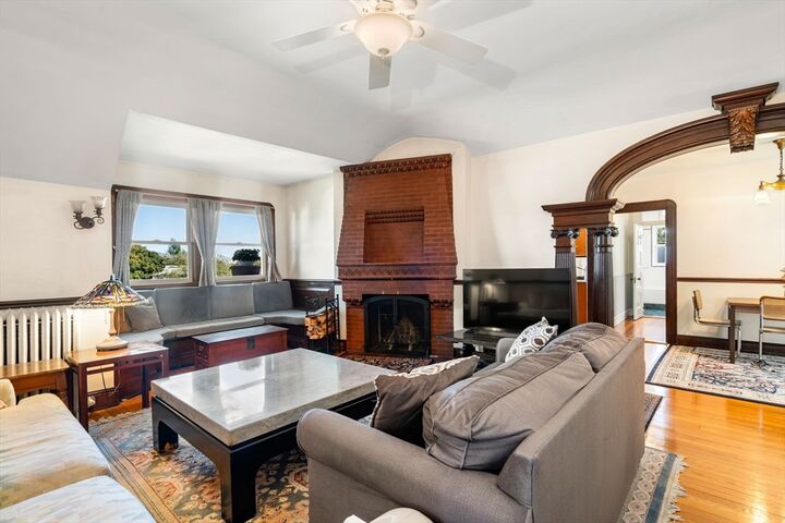 Property Photo:  14 Whitby Terrace 3  MA 02125 