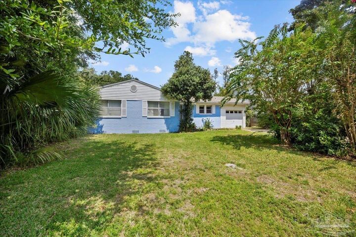 Property Photo:  3290 Bayou Dr  FL 32505 