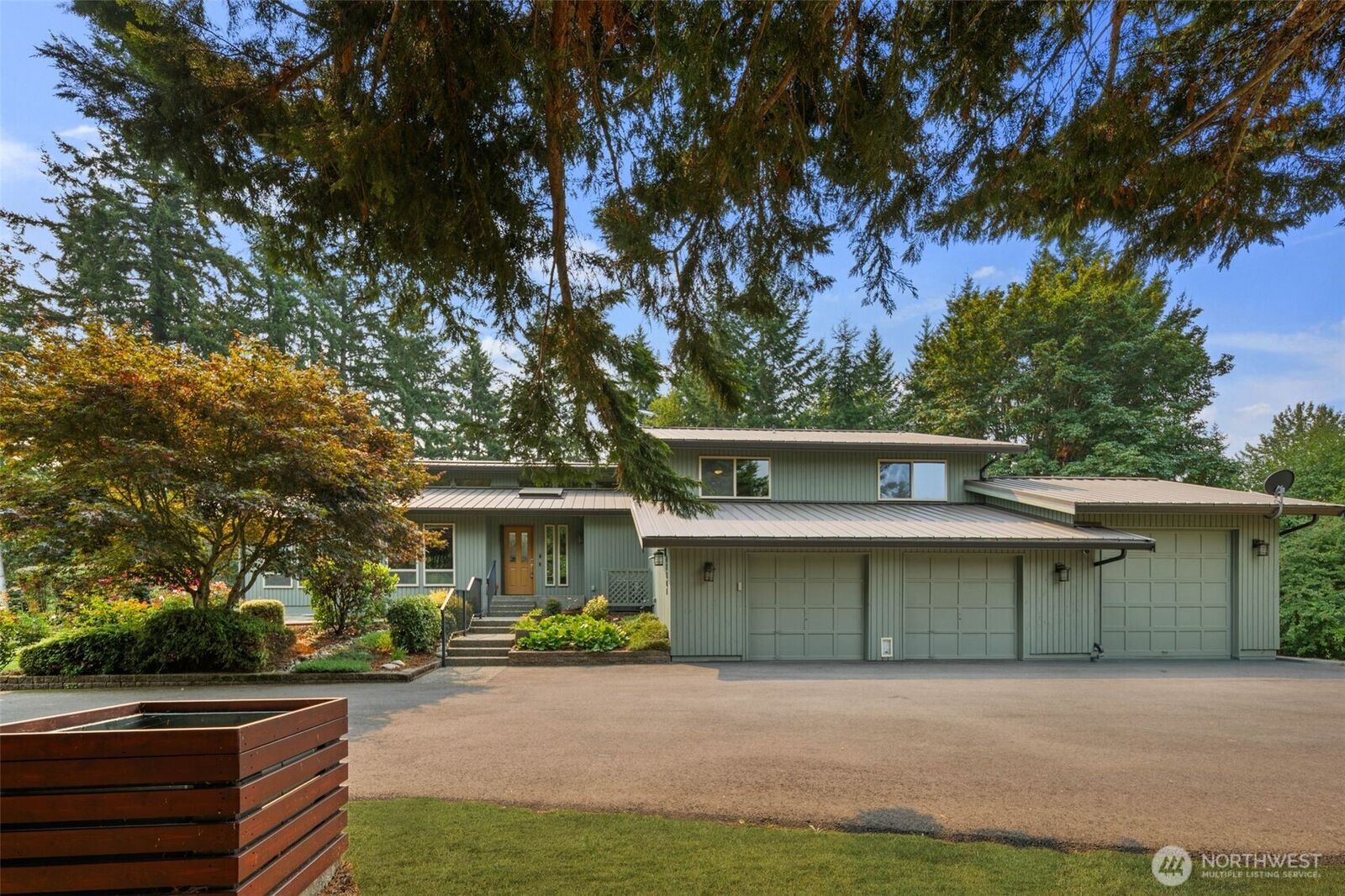 Property Photo:  23601  160th Avenue SE  WA 98042 