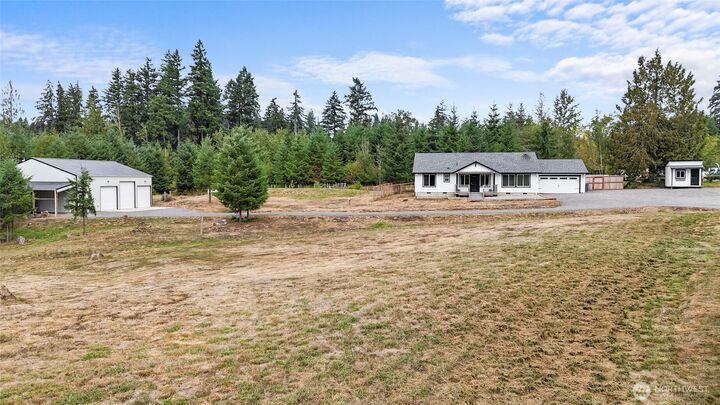 270  Hinch Road  Castle Rock WA 98611 photo