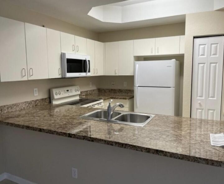Property Photo:  2914 Hope Valley Street 2105  FL 33411 