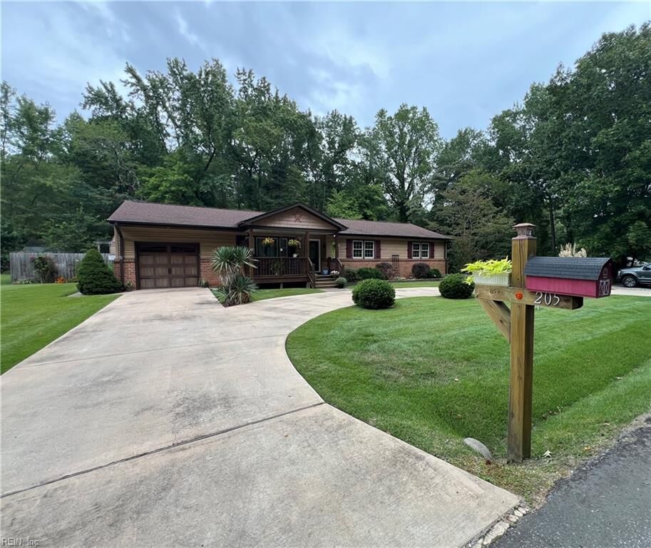 Property Photo:  205 Boundary Rd  VA 23690 