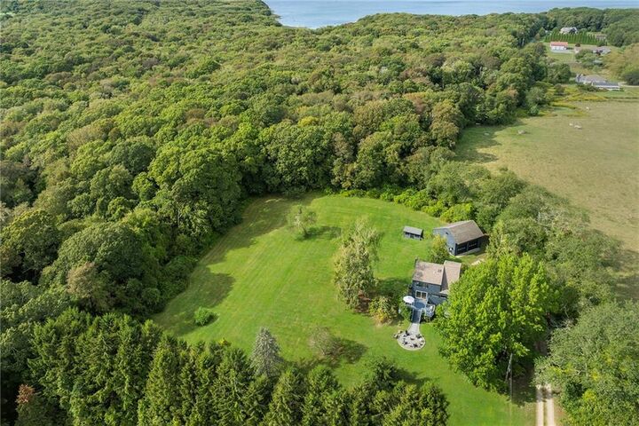 Property Photo:  20 Dons Lane  RI 02837 