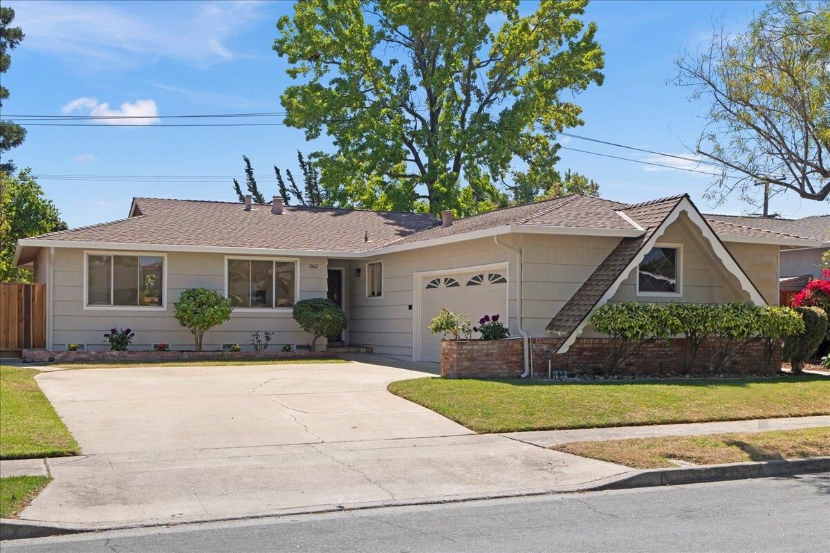 Property Photo: 562 Dublin Way CA 94087