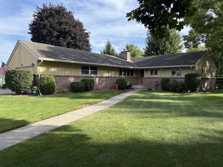 1622 Ruger Avenue  Janesville WI 53546 photo