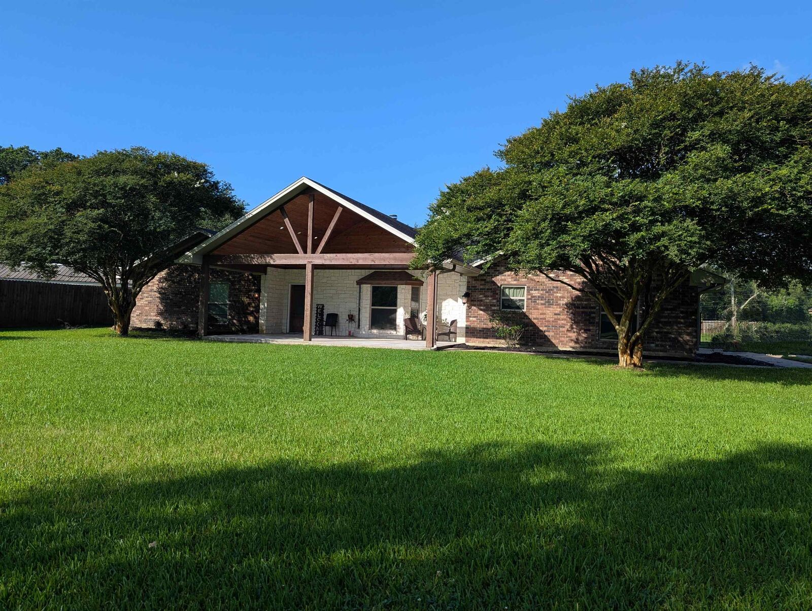 Property Photo: 1405 Turne Drive TX 77611