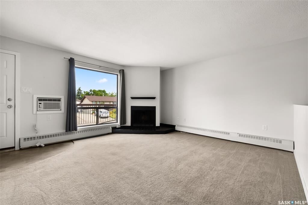 Photo de la propriété:  2511 Neff Road 203  SK S4V 1C1 