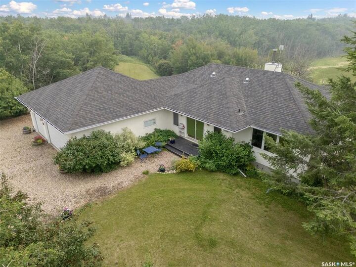 Property Photo:  103 Willow Road  SK S0K 0A0 