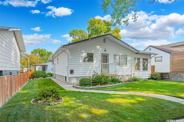 Property Photo: 304 110th Street W SK S7N 1S3