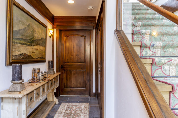 Property Photo: 215 Bald Mountain Rd 2 ID 83340