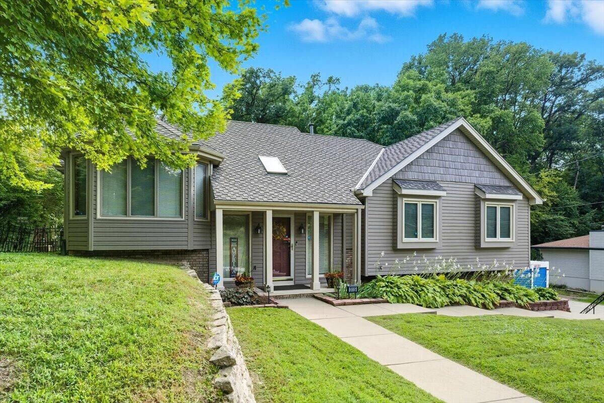 Property Photo:  315 Delong  Avenue  IA 51503 
