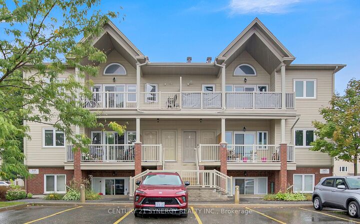 Property Photo:  145 Oldfield Street C  ON K2G 7C7 