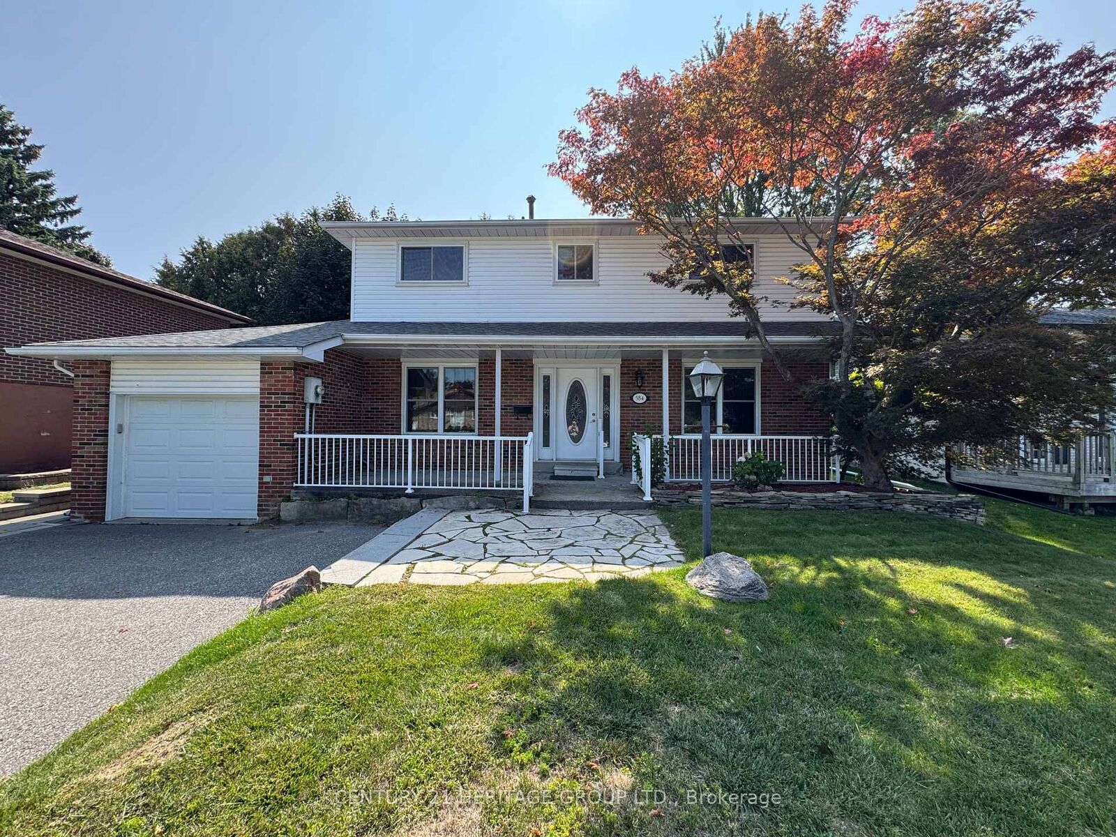 Property Photo:  584 Arnhem Drive  ON L1G 2J6 