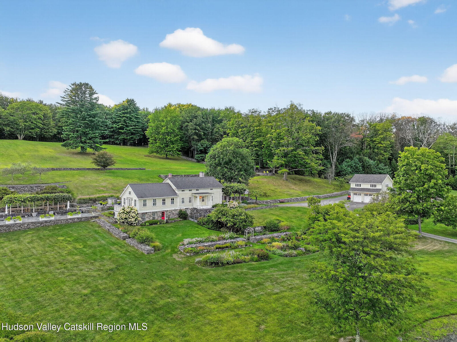 Property Photo: 197-199 Chestnut Hill NY 12484