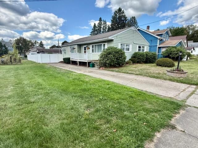 Property Photo:  5 Malvina Street  PA 16365 