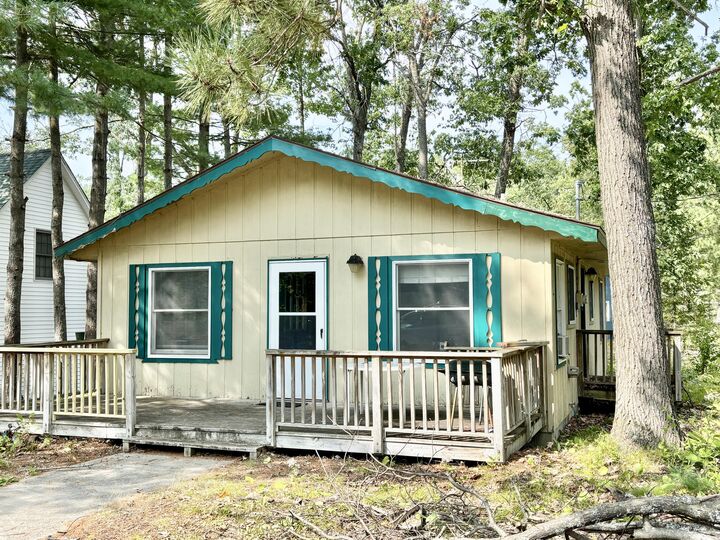 14888 10th Street  Johannesburg MI 49751 photo