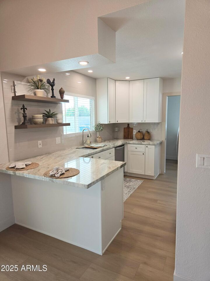 4725 W Kristal Way  Glendale AZ 85308 photo