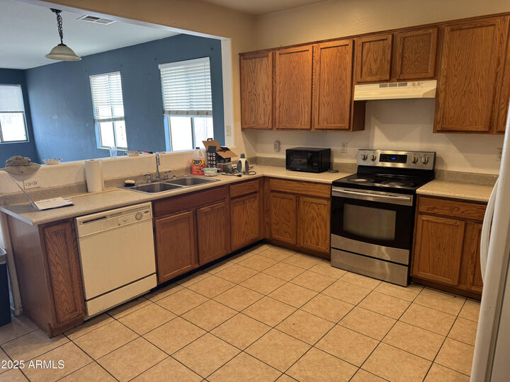 Property Photo:  7214 W Alta Vista Road  AZ 85339 