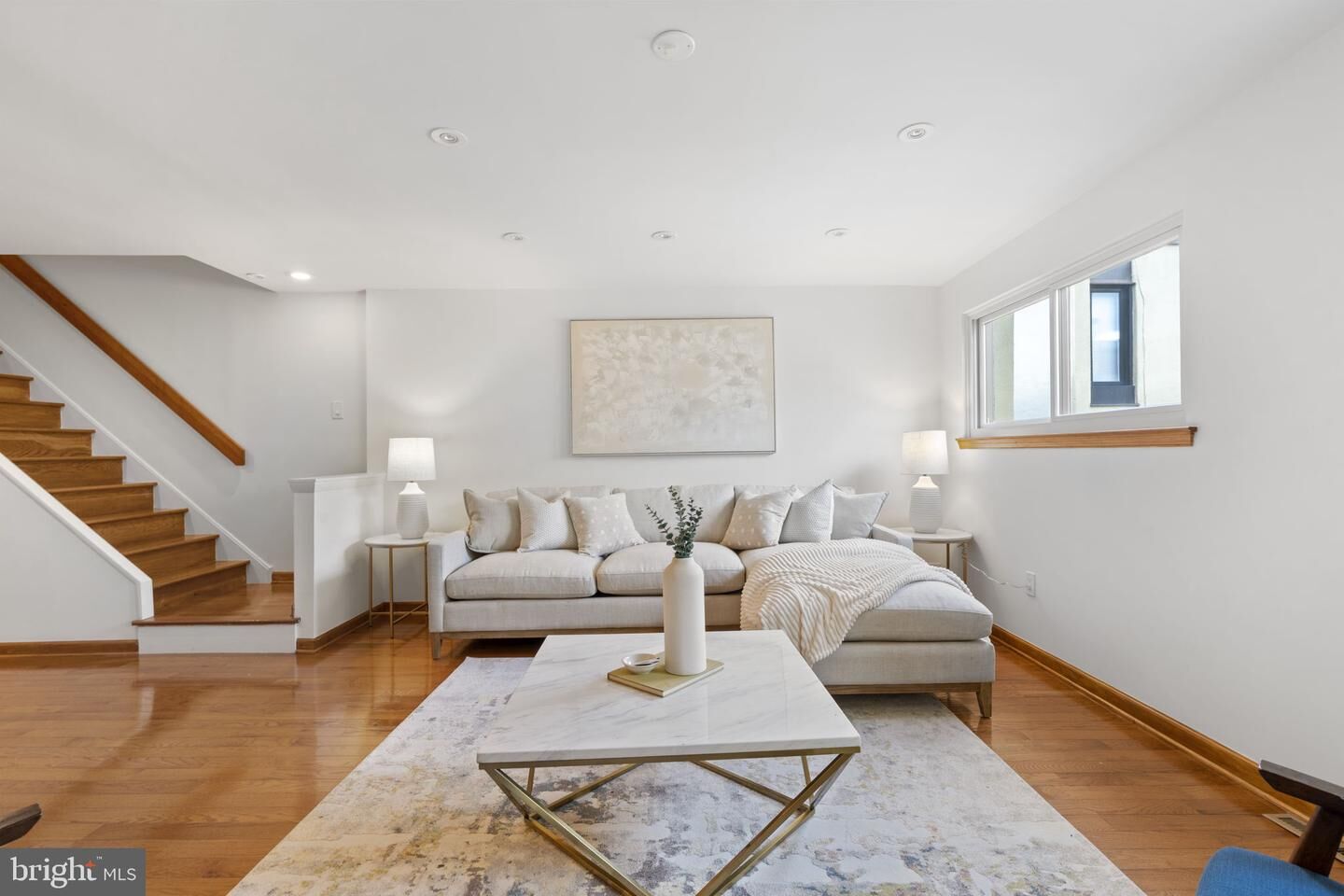 Property Photo: 1035 Lombard Street 1 PA 19147