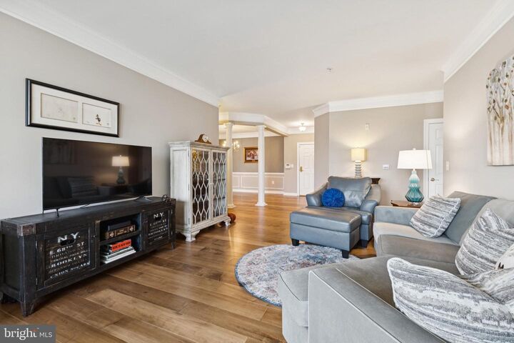 Property Photo:  44485 Chamberlain Terrace 200  VA 20147 