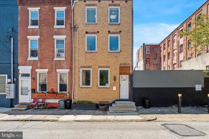 1304 N Lawrence Street  Philadelphia PA 19122 photo
