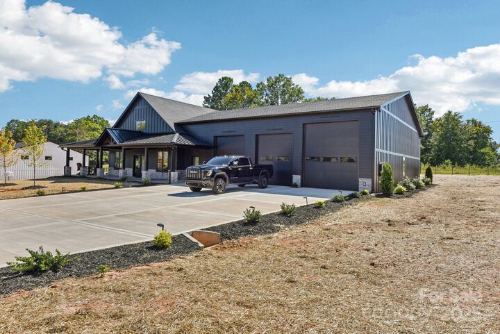 Property Photo: 108 Winners Circle 5 NC 28117