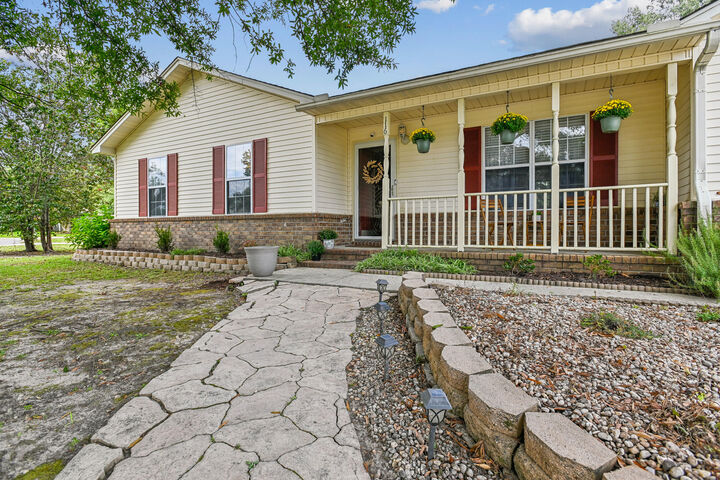 Property Photo:  116 Two Hitch Road  SC 29445 