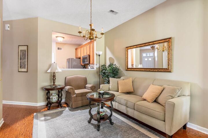Property Photo: 1302 Meadow Vista Drive OH 45039
