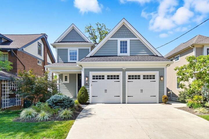 3633 Stettinius Avenue  Cincinnati OH 45208 photo