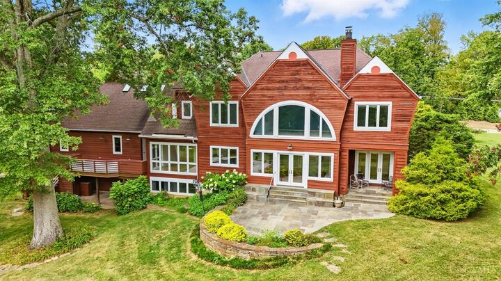 Property Photo:  8805 Old Indian Hill Road  OH 45243 