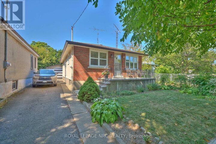 Photo de la propriété: 53 Concord Avenue ON L2M 5N7