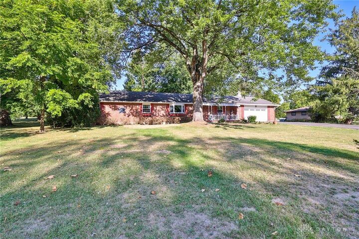 Property Photo: 7643 Walmac Street OH 45424