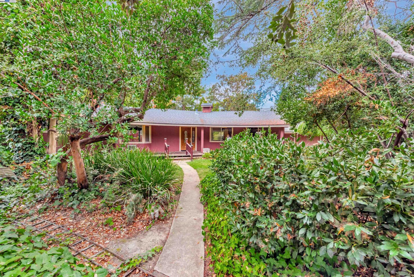Property Photo:  35849 Linda Dr  CA 94536 
