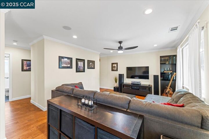 Property Photo: 1236 Highland Blvd CA 94542