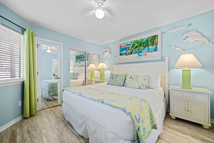 Property Photo: 862 Scallop Court 105 FL 32548