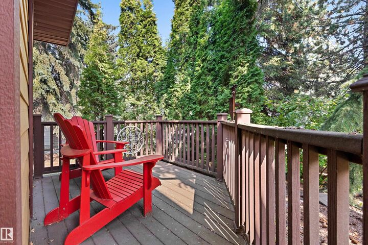 Property Photo:  5704 144 Street NW  AB T6H 4H4 