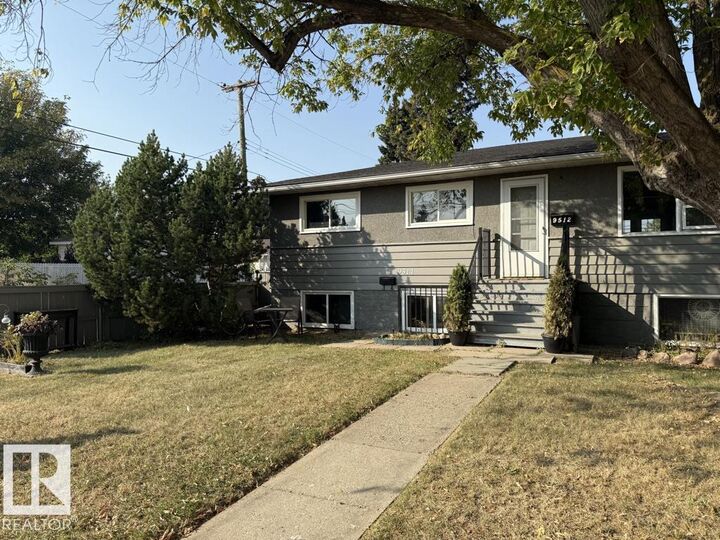 Property Photo:  9512/9514 128 Avenue NW  AB T5E 0H6 