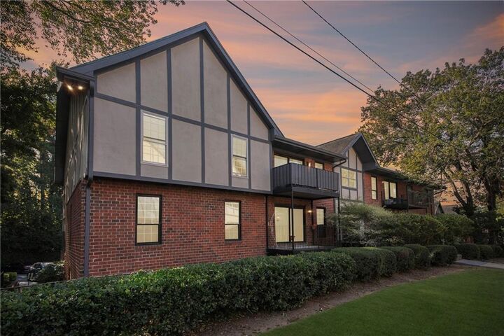 Property Photo:  6851 Roswell Road F32  GA 30328 