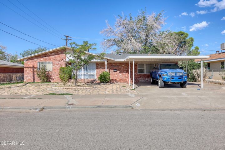 3203 Shetland Road  El Paso TX 79925 photo