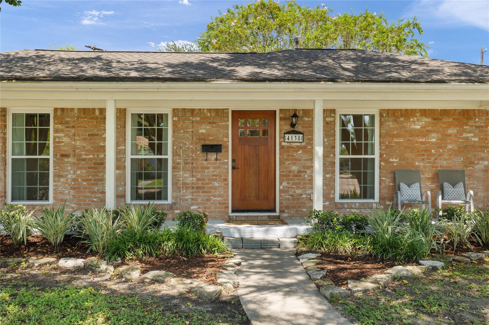Property Photo:  4138 Osby Drive  TX 77025 