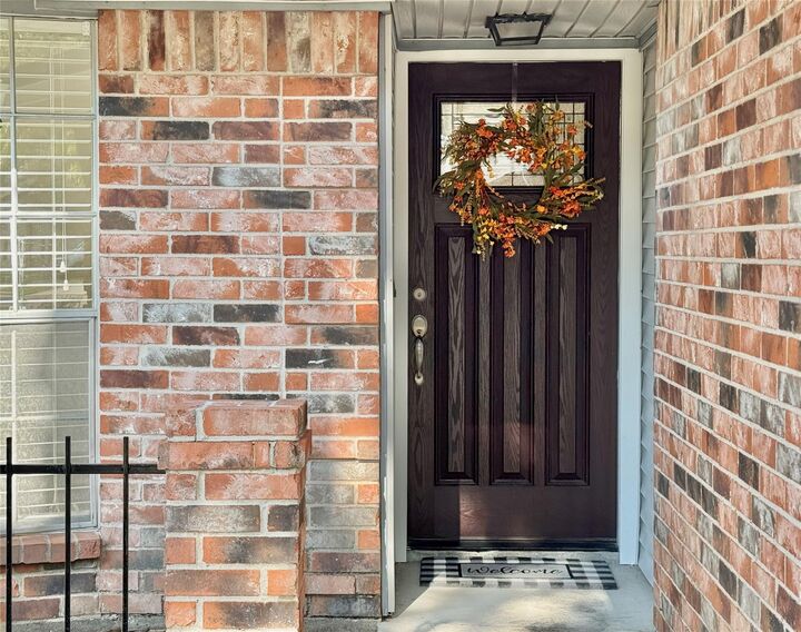 Property Photo: 8902 Shady Arbor Court TX 77040