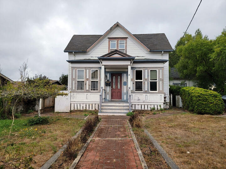 Property Photo: 120120 13th Street CA 95521