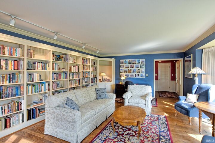 Property Photo:  3720 E Mulberry Street  IN 47714 
