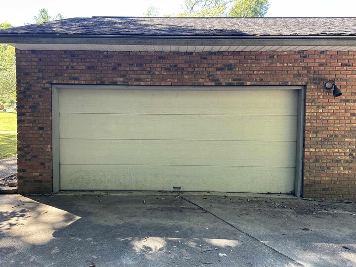 Property Photo:  3331 N Ramble Road Ct  IN 47408 