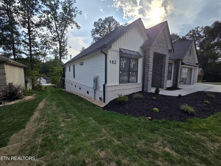 Property Photo:  162 Kawga Way  TN 37774 