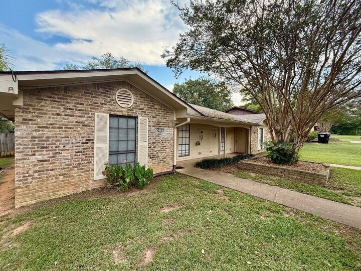 Property Photo: 506-512 Rosedale Street TX 75605