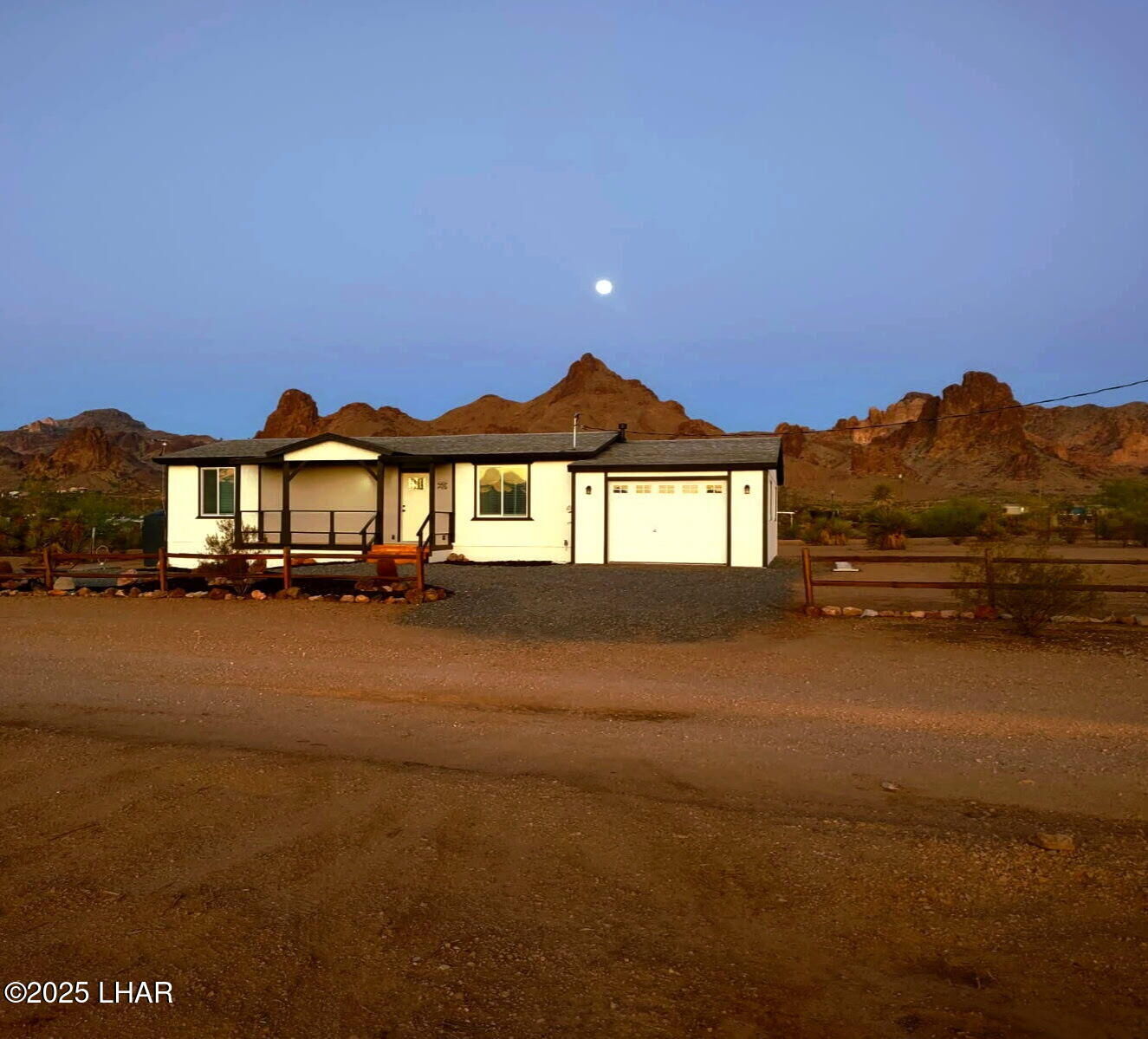 Property Photo: 2789 Naco Rd AZ 86413