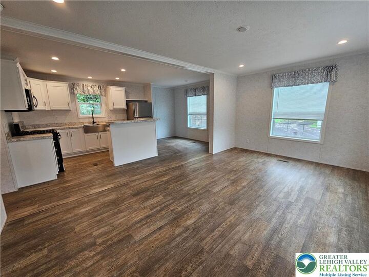 Property Photo:  465 Royal Manor Road Lot 4  PA 18042 